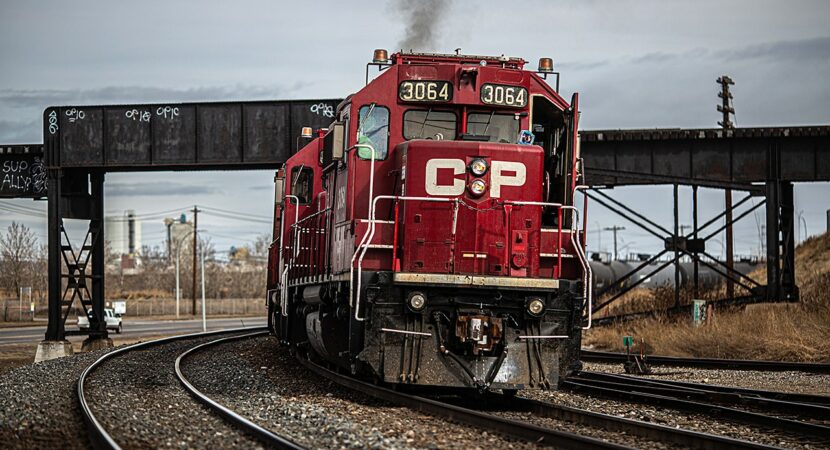 Como funcionam as ferrovias