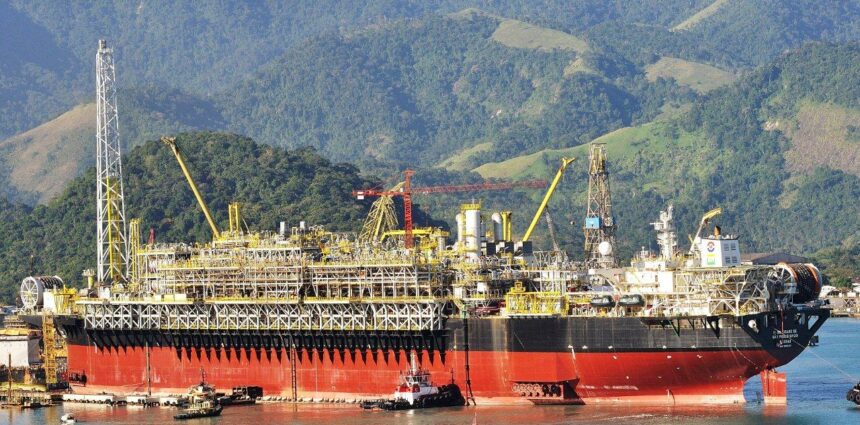Petrobras and Modec have just signed a charter contract for an FPSO that will be built in Rio de Janeiro