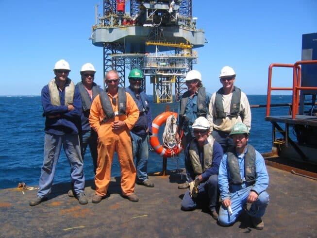 offshore elfe engineering email macaé