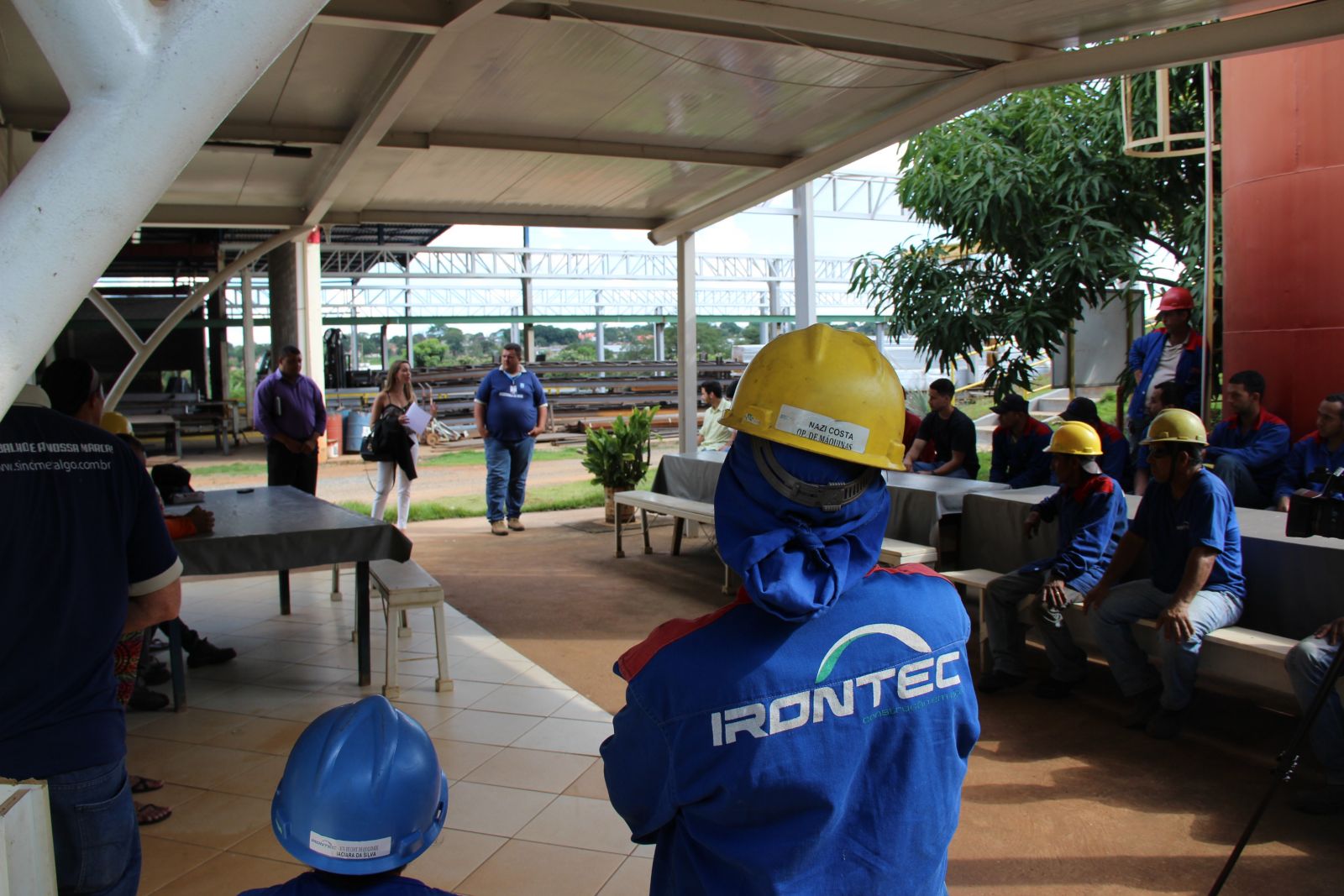 Irontec contrata profissionais para Goiânia