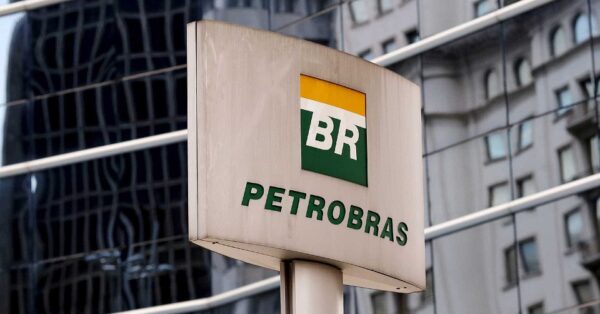 Petrobras afirma que terá mais lucros no próximo trimestre