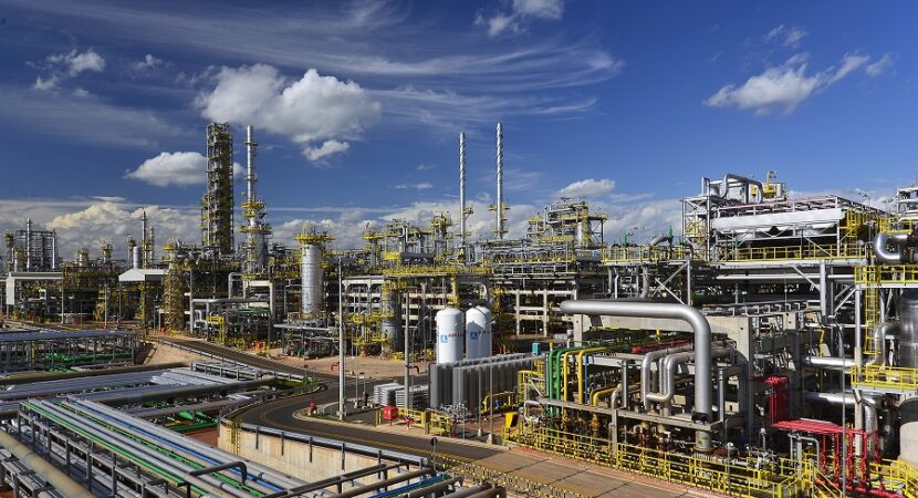 Petrobras retoma produção na Replan após liberação da ANP