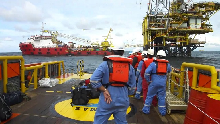 Várias vagas offshore para técnicos com inicio imediato