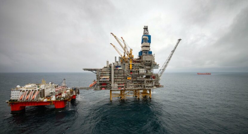 Petroserv contratando profissionais offshore