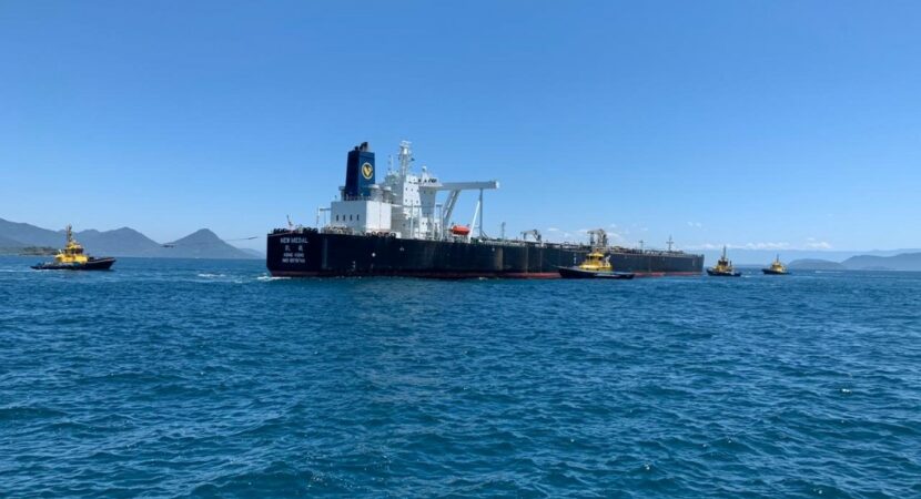 navio petróleo China Angra dos Reis