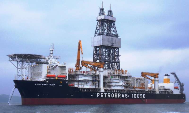 Petrobras drillship VITORIA 10000