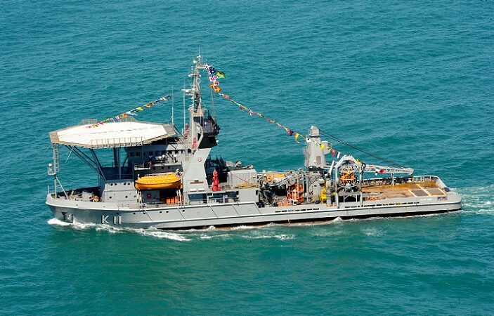 Buque de rescate de la Marina de Brasil Emiratos Árabes Unidos
