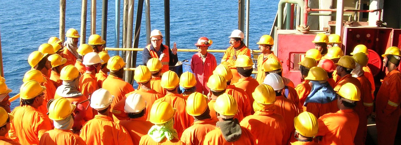 many Petrobras offshore job openings