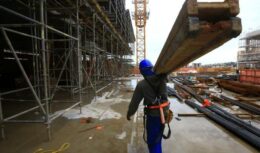 5 mil novas vagas de emprego na área de construção civil para implantação de shopping, em Praia Grande SP