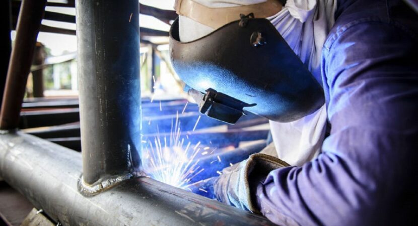 Offshore welders are summoned today for job vacancies in Macaé