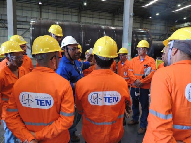 Soldadores e Técnicos convocados para vagas de emprego em projetos da fabricante de Torres Eólicas - TEN na Bahia