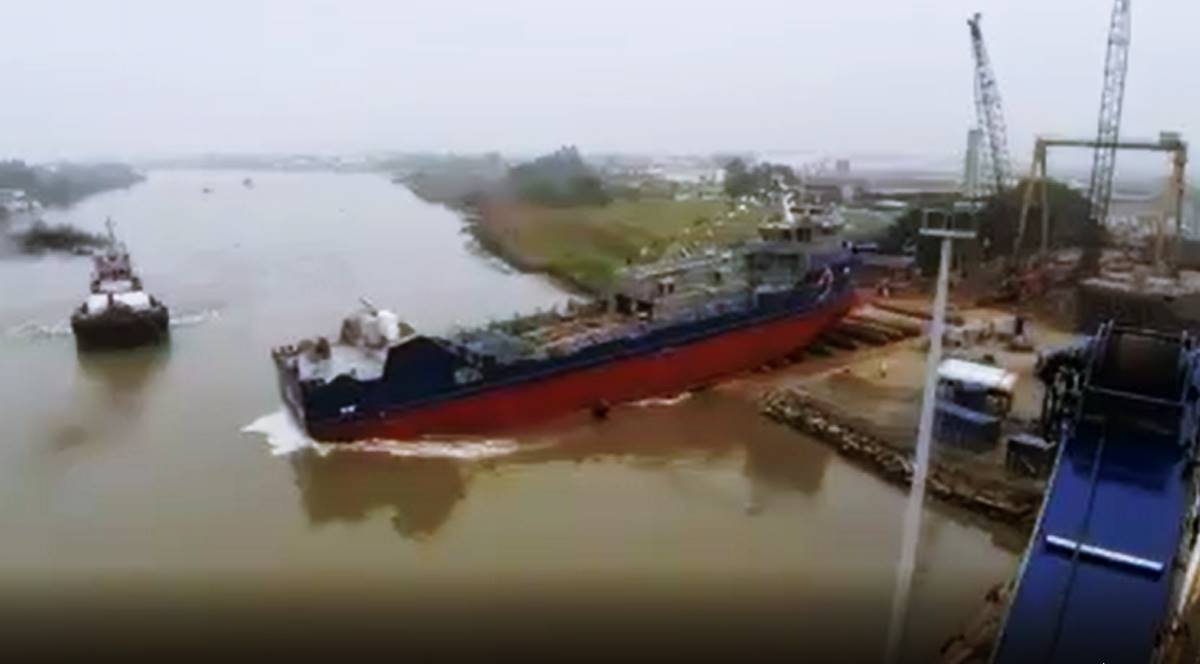 Construção naval do Brasil: Estaleiro Detroit de Itajaí, em Santa Catarina lança navio inédito para transportar pescado vivo