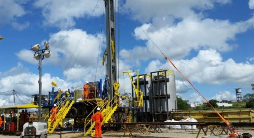 Petrobras inicia venda de cinco campos de petróleo, gasodutos e terminal no Espírito Santo