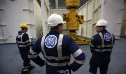 A multinacional GE abre processo seletivo de emprego para engenheiros interessados em trabalhar em planta industrial no Pernambuco; inscrições até 17 de agosto