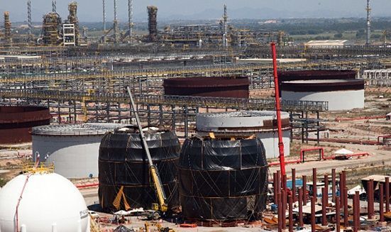 Comperj: Petrobras abrió ayer (18/08) licitaciones para obras en Construcción Civil, Montaje Electromecánico, Interconexiones, Puesta en Marcha y Pruebas
