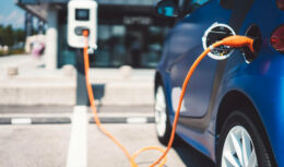 carros elétricos - petróleo - gasolina