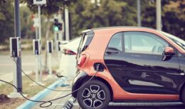Carros elétricos - baterias - meio ambiente