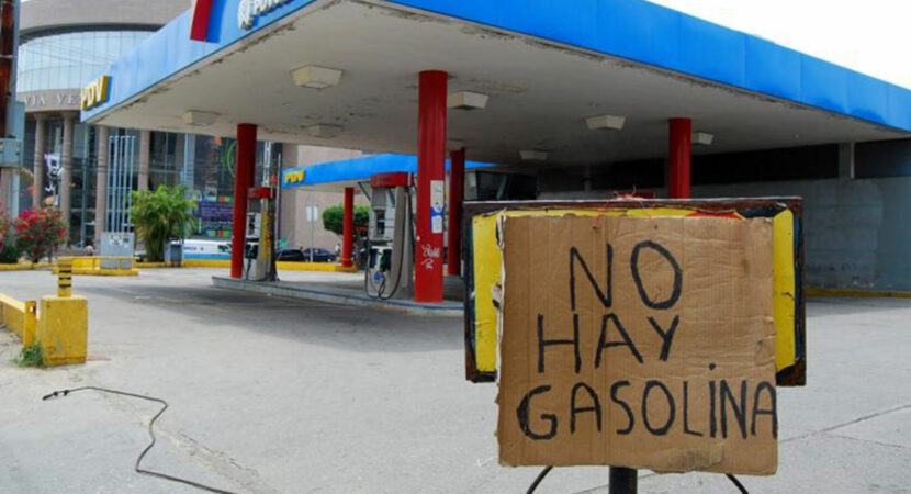 In desperation, people in Venezuela steal oil to produce their own gasoline