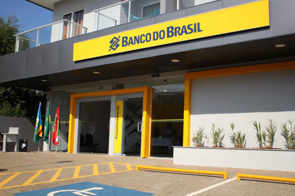 Bank of Brazil, resignation