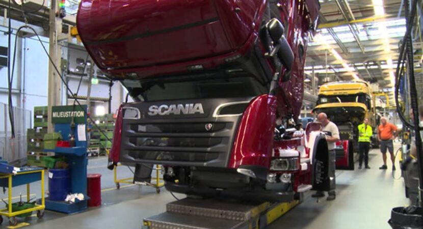 factory - bahia - camaçari - workers - trucks - employees - ford
