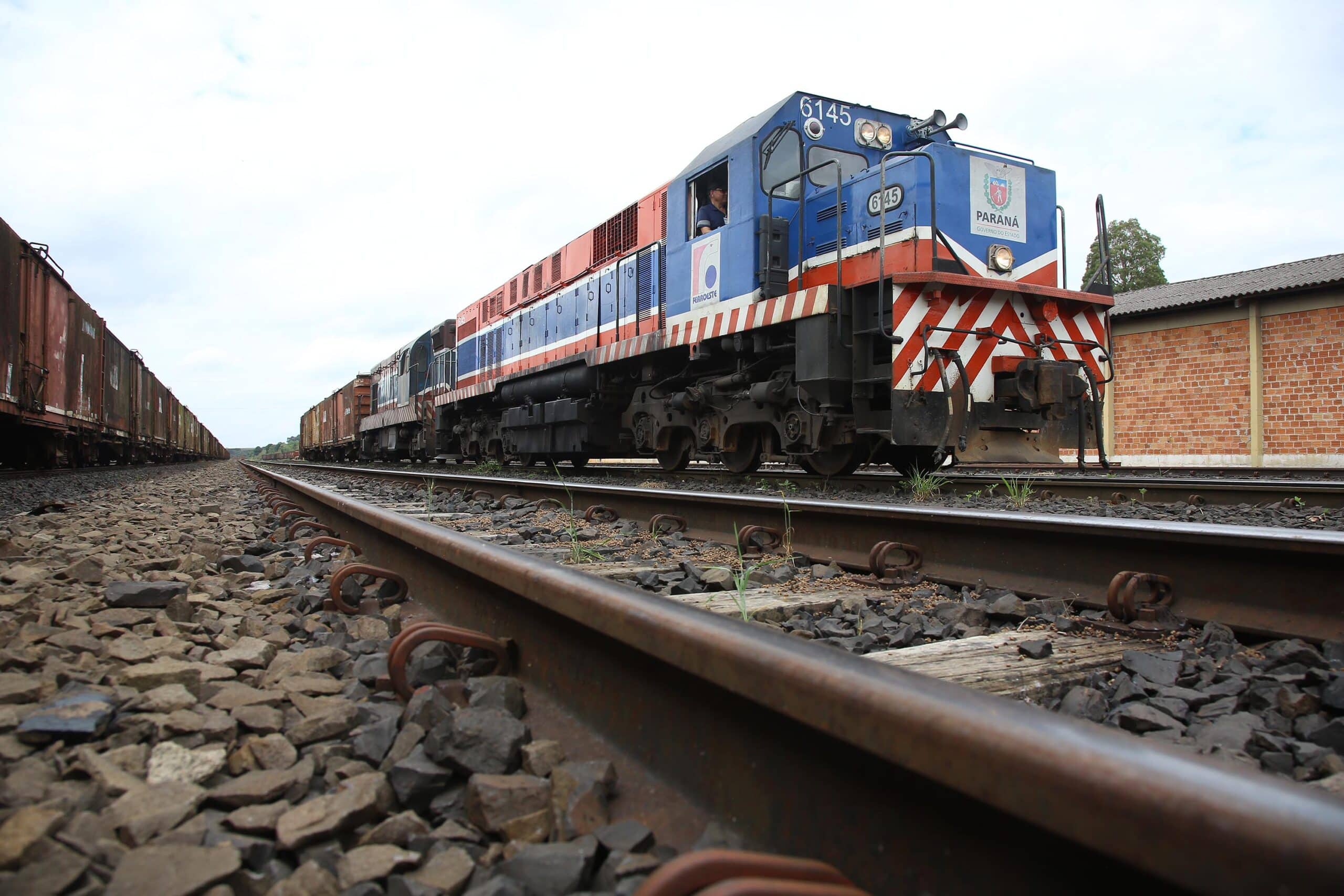 Ferrovia, Mato Grosso do Sul, Paraná