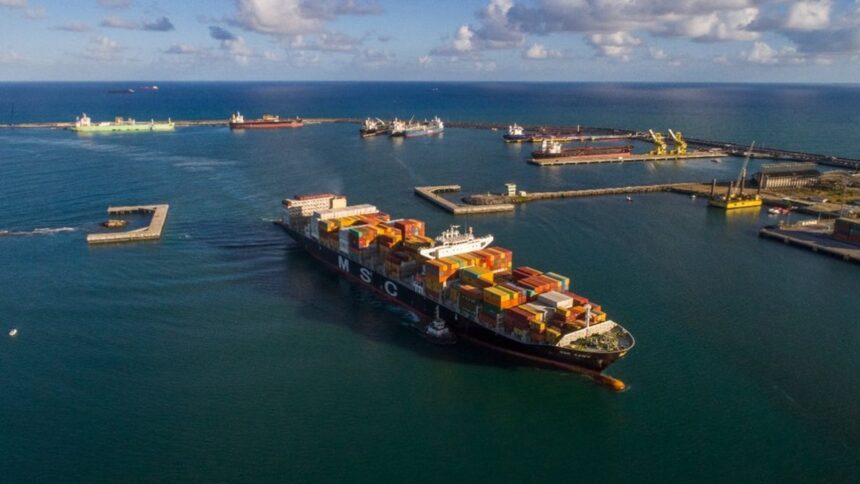 navios - new panamax - américa latina - porto - suapé - pernambuco