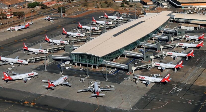 Aviones propulsados ​​por energía renovable en el aeropuerto de Brasilia