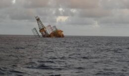 Offshore - Malásia - petróleo - tripulantes