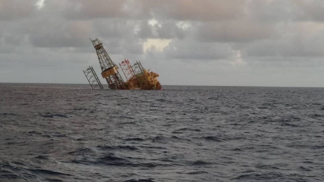 Offshore - Malaysia - oil - crew