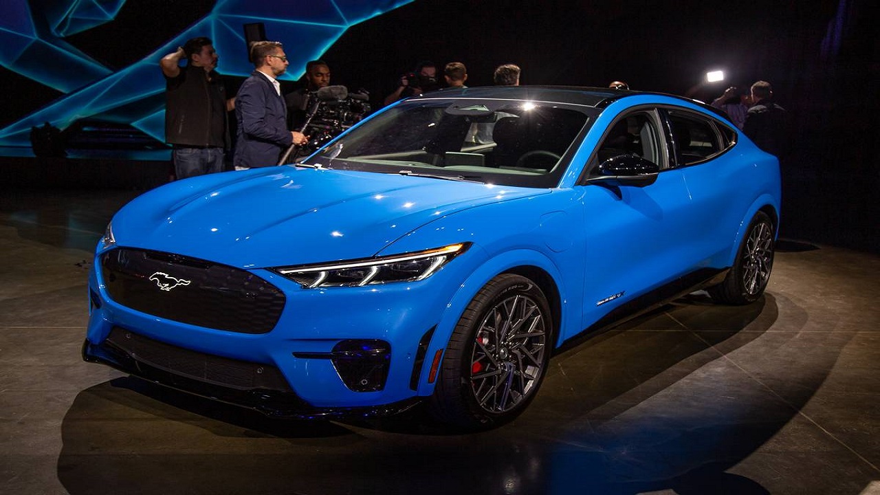 Versão ultrarrápida do Mustang MachE, o novo carro elétrico da Ford, chega ao Brasil em 2022