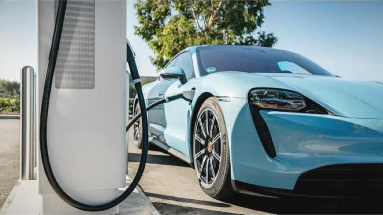 Porsche - baterias - carros elétricos