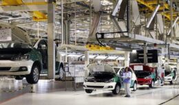 Volkswagen - factories - standstill