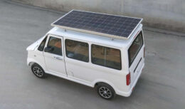 energia solar - energia limpa - mini van - ford -mercedes benz - painel solar
