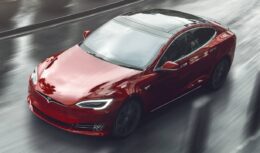 carro elétrico - Tesla - Tesla model S plaid - carro