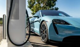 Porsche - carros elétricos - baterias -