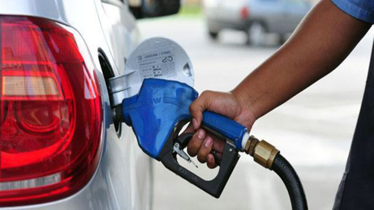 valor da gasolina no brasil é alto por causa dos impostos