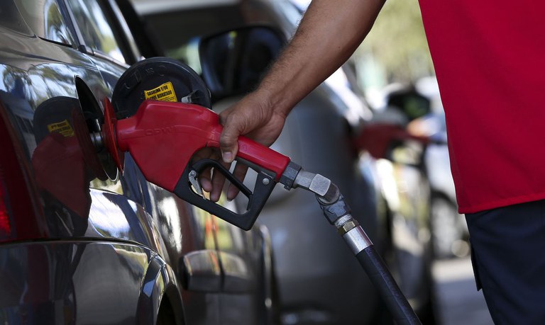 preço combustível gás gasolina petróleo