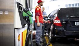 PL - deputy - dismissal - attendants -fuel - gas station