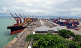 Com 4,9 milhões de toneladas em movimentação de cargas, Companhia Docas do Ceará recebe prêmio no evento Portos+Brasil pelo desempenho do Porto do Mucuripe
