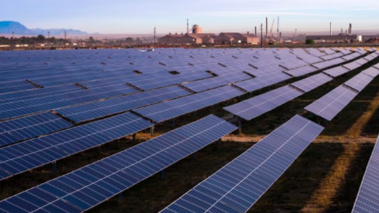 BP - energia solar - usina de aço - siderúrgica - painéis solares