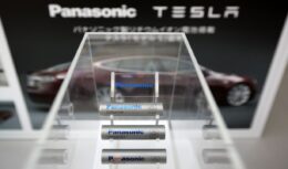 Panasonic - Tesla - Bateria - carros elétricos
