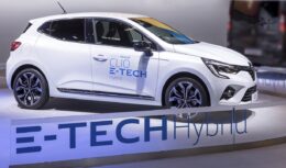Carro hibrido - Renault - combustível - autonomia
