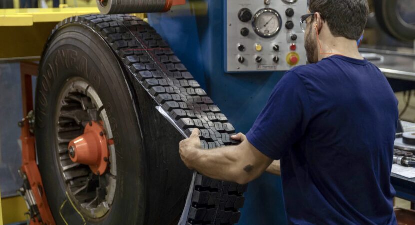 peneus - recapagem - preço - vagas de emprego - industria - reforma de pneus
