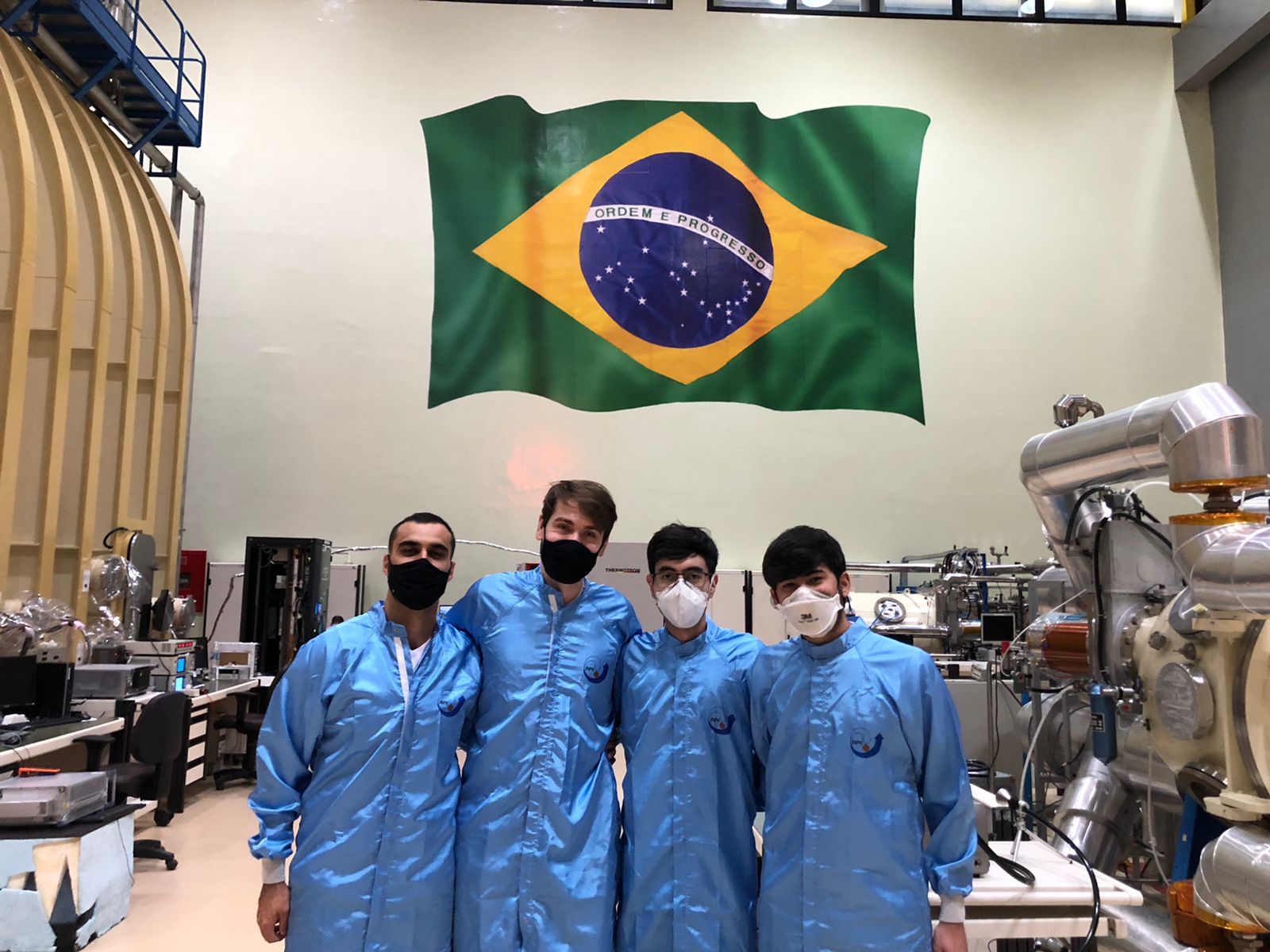 Elon musk - satellite - Brazilian startup - SpaceX