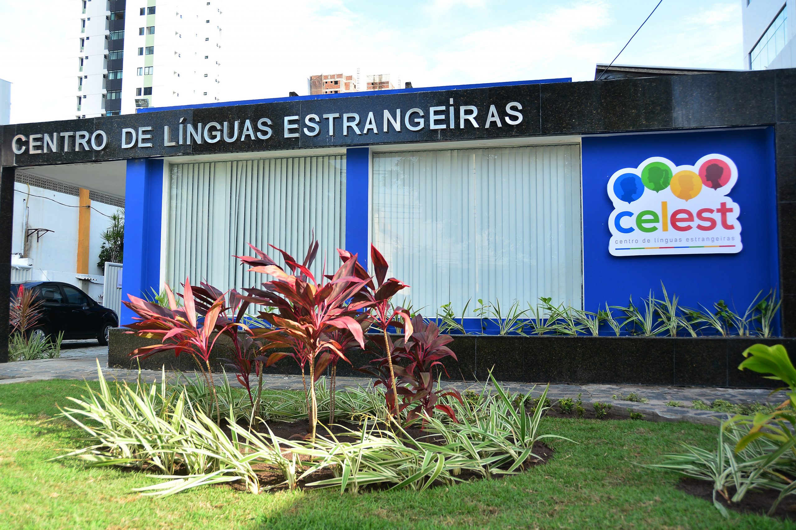 Language Center - Free Courses - João Pessoa - PB - English-Spanish-French-German-e-Libras.