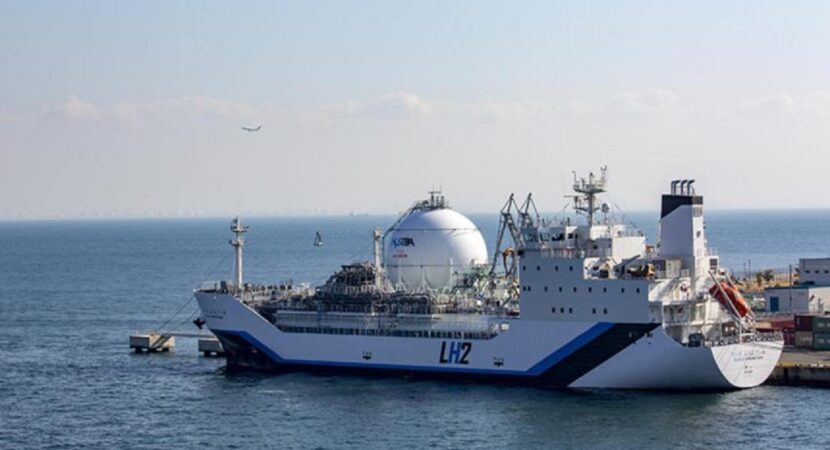 Japón - barco - petrolero - hidrógeno - hidrógeno líquido -