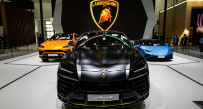 Lamborghini - carros híbridos - carros elétricos - motores a combustão - carros a combustão
