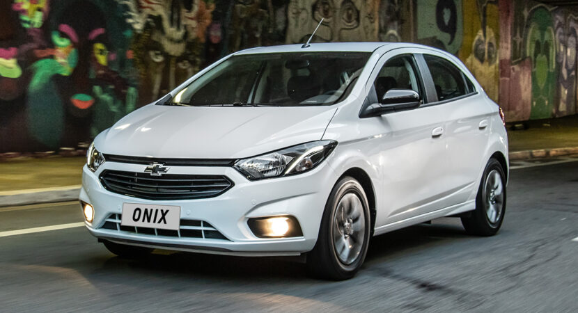 Chevrolet Onix Plus 2024: um campeão de vendas com tecnologia e estilo