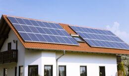 RJ - Vidigal - favela - energia solar - energia renovável - telhas solares