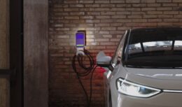 carros elétricos - bateria - tesla